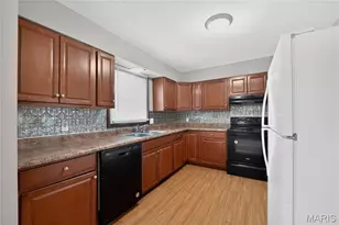 11007 Landseer Dr, Saint Louis, MO 63136 - Photo 19