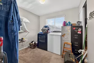 2718 Chalet Hill Dr, Saint Louis, MO 63129 - Photo 25
