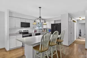 2718 Chalet Hill Dr, Saint Louis, MO 63129 - Photo 19