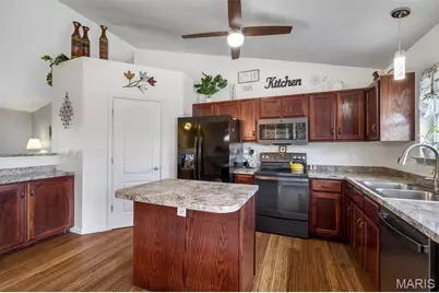 6620 Buckingham Palace Drive, Imperial, MO 63052 - Photo 15