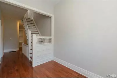 3671 Russell Boulevard, Saint Louis, MO 63110 - Photo 17