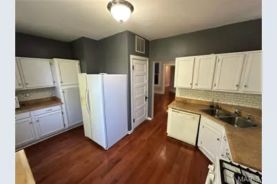 3671 Russell Boulevard, Saint Louis, MO 63110 - Photo 21