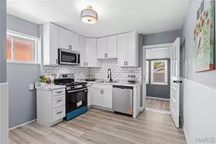 8624 Riverview Blvd, Saint Louis, MO 63147 - Photo 11