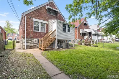 8624 Riverview Boulevard, Saint Louis, MO 63147 - Photo 37