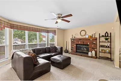 2433 Lavin Court, Florissant, MO 63033 - Photo 11