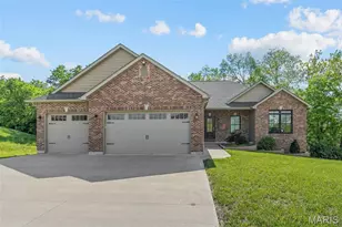 2218 Wind Crest Ct, Washington, MO 63090 - Photo 1