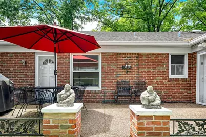 9071 Monmouth Drive, Richmond Heights, MO 63117 - Photo 15