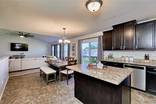 331 Vigilant St, Wentzville, MO 63385 - Photo 15
