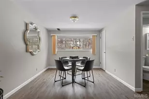11008 Baywood Terrace, Saint Louis, MO 63126 - Photo 5