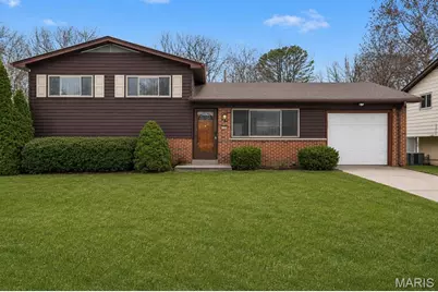 11008 Baywood Terrace, Saint Louis, MO 63126 - Photo 1