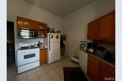 1449 S Vandeventer Avenue, Saint Louis, MO 63110 - Photo 11