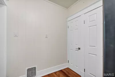 1024 Yale Avenue, Richmond Heights, MO 63117 - Photo 15