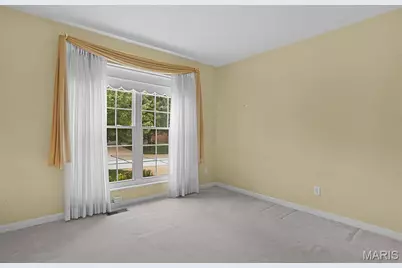 10276 Highbury Lane, Saint Louis, MO 63123 - Photo 15
