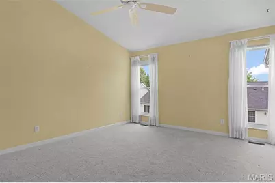 10276 Highbury Lane, Saint Louis, MO 63123 - Photo 7