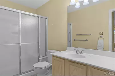 10276 Highbury Lane, Saint Louis, MO 63123 - Photo 19