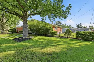 2723 Buckingham Dr, Florissant, MO 63033 - Photo 35