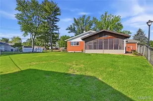 2723 Buckingham Dr, Florissant, MO 63033 - Photo 39