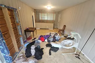 9503 Yorktown Dr, Saint Louis, MO 63137 - Photo 7