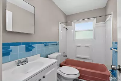 9503 Yorktown Drive, Saint Louis, MO 63137 - Photo 13