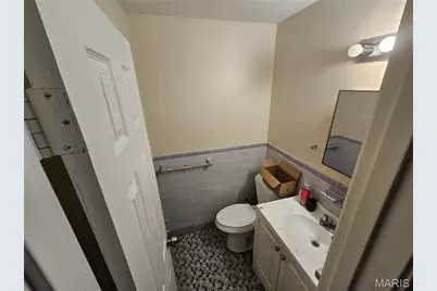 9503 Yorktown Drive, Saint Louis, MO 63137 - Photo 9