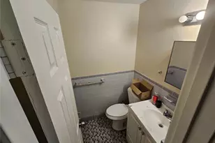 9503 Yorktown Dr, Saint Louis, MO 63137 - Photo 9