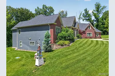 1075 Stonebrooke Lane, Wentzville, MO 63385 - Photo 77