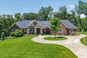 1075 Stonebrooke Ln, Wentzville, MO 63385 - Photo 1