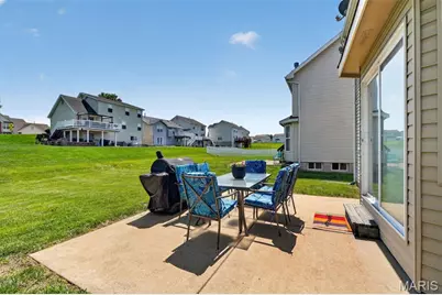 102 August Place, Florissant, MO 63034 - Photo 35