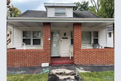 7008 Garesche Avenue, Jennings, MO 63136 - Photo 1