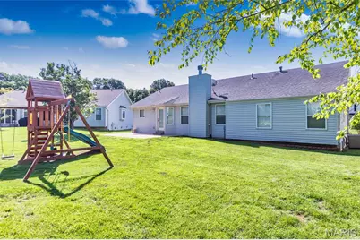 619 Green Tree Meadows Drive, Lake Saint Louis, MO 63367 - Photo 5
