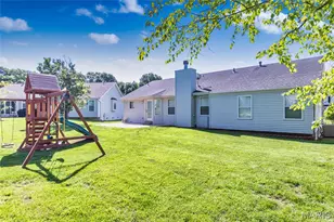 619 Green Tree Meadows Dr, Lake Saint Louis, MO 63367 - Photo 5