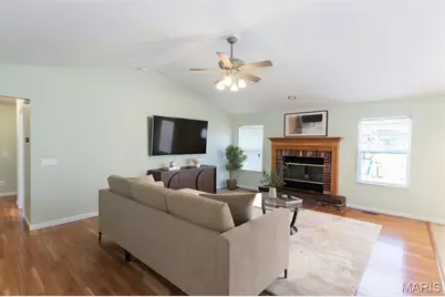 619 Green Tree Meadows Drive, Lake Saint Louis, MO 63367 - Photo 5