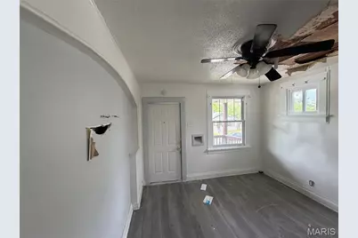 5534 Beacon Avenue, Saint Louis, MO 63120 - Photo 13