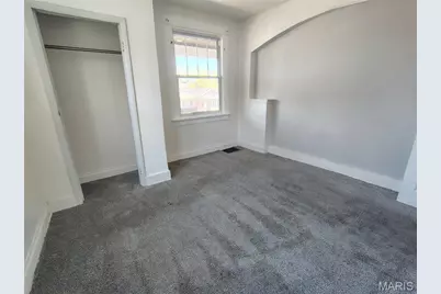 5534 Beacon Avenue, Saint Louis, MO 63120 - Photo 5