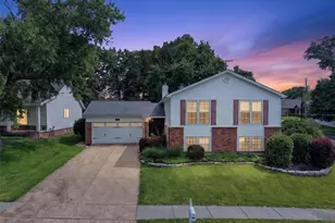 100 Holly Green Dr, Ballwin, MO 63021 - Photo 1