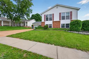 100 Holly Green Dr, Ballwin, MO 63021 - Photo 51