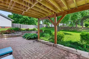 100 Holly Green Dr, Ballwin, MO 63021 - Photo 39