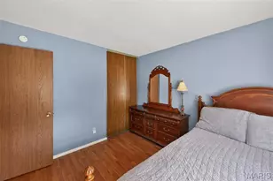 100 Holly Green Dr, Ballwin, MO 63021 - Photo 25