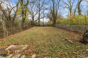 2152 Erick Ave, Saint Louis, MO 63121 - Photo 11