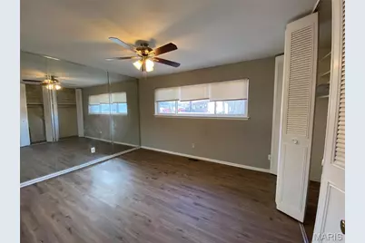 5167 Ville Maria Lane, Hazelwood, MO 63042 - Photo 7