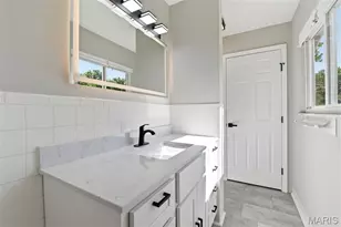 12302 Promenade Ln, Saint Louis, MO 63146 - Photo 11