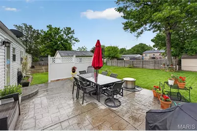 2847 Laurel View Lane, Maryland Heights, MO 63043 - Photo 25