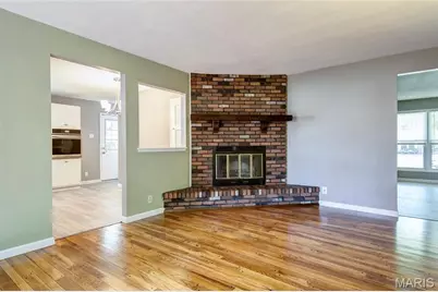 458 Queen Ann Drive, Hazelwood, MO 63042 - Photo 9