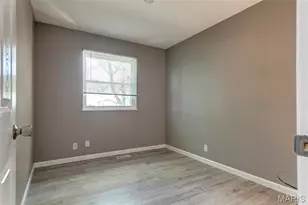458 Queen Ann Dr, Hazelwood, MO 63042 - Photo 17