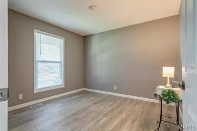 458 Queen Ann Drive, Hazelwood, MO 63042 - Photo 21