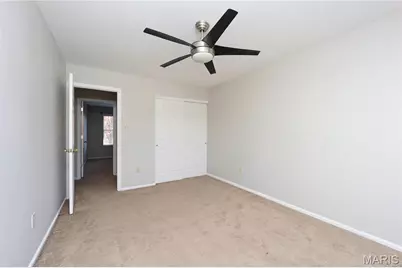 226 Cheval Square Drive, Chesterfield, MO 63005 - Photo 15