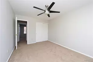 226 Cheval Square Dr, Chesterfield, MO 63005 - Photo 15
