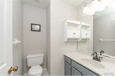 226 Cheval Square Drive, Chesterfield, MO 63005 - Photo 13