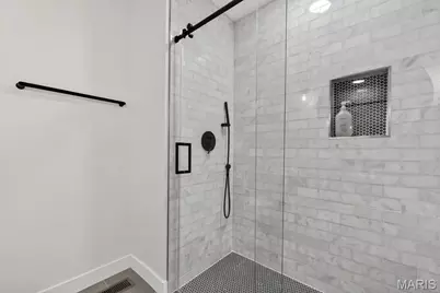 125 Crandon Drive, Saint Louis, MO 63105 - Photo 33