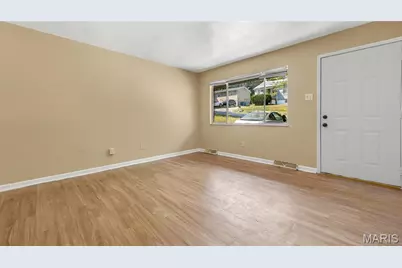 10062 Bon Oak Drive, Saint Louis, MO 63136 - Photo 7